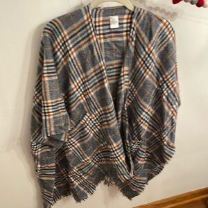 Boutique one size shawl